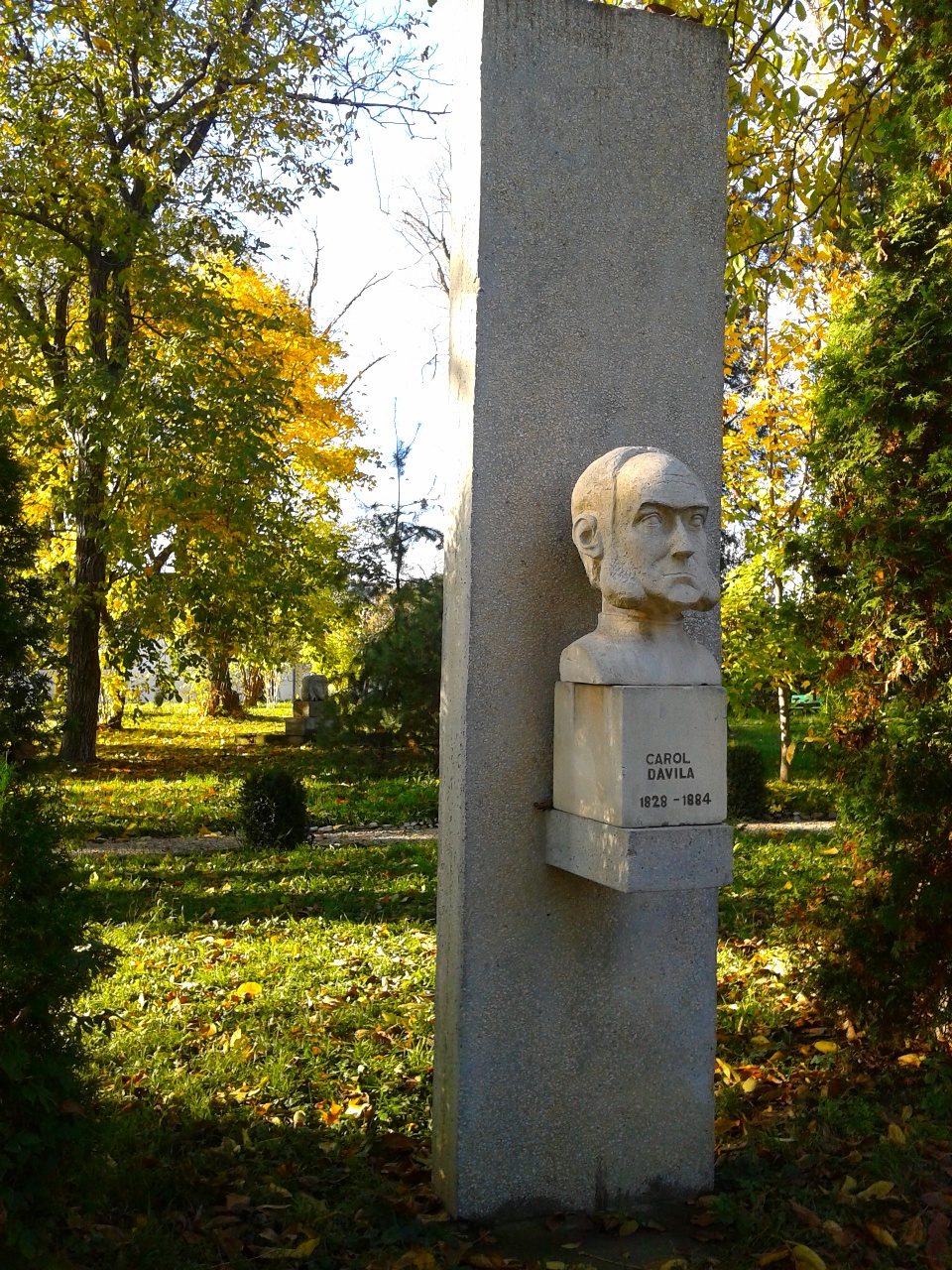 Carol Davila's bust , Golesti Museum, Romania - 02.jpg
